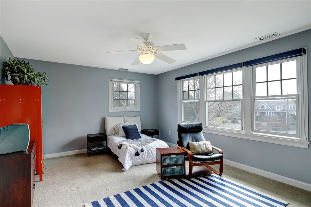 4 Rumstick Circle Barrington, RI 02806 - Photo 37 of 45