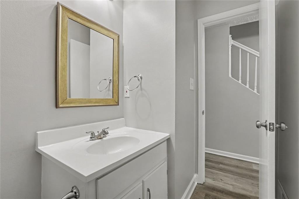 5322 Walker Road Stone Mountain, GA 30088 - Photo 9 of 16 Gallery Image 9