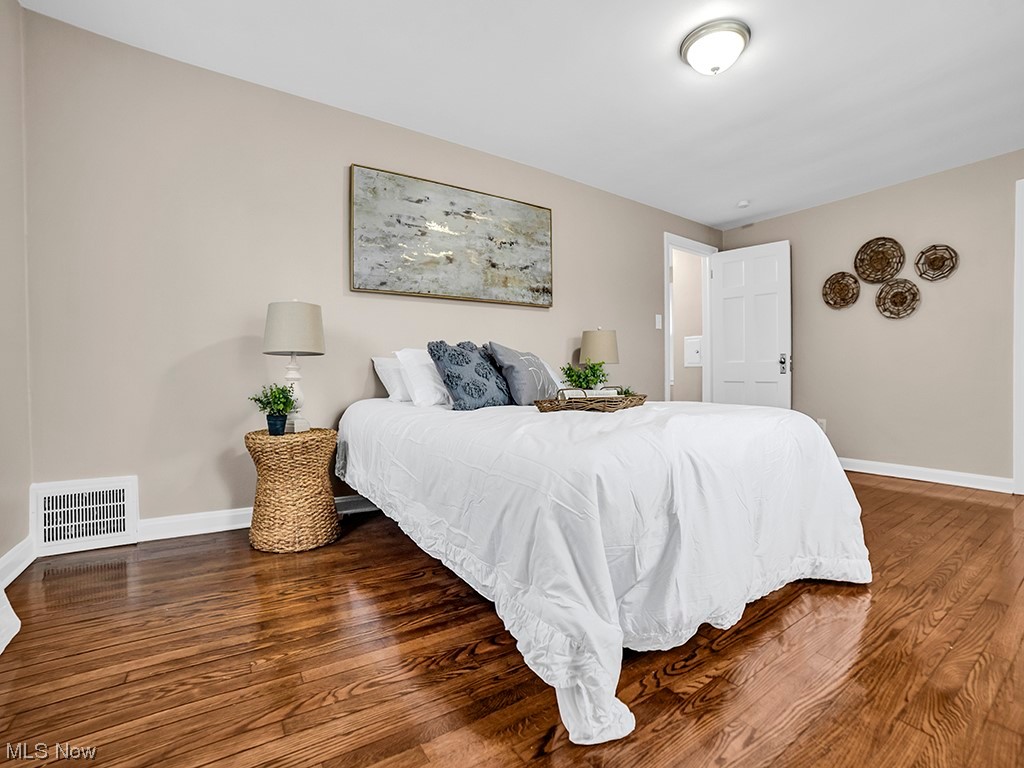 1105 Piermont Road Cleveland, OH 44121 - Photo 25 of 32