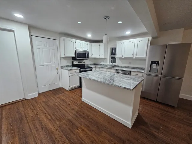 $449,000 | 34 Elmcrest Drive, Pawtucket, RI 02861