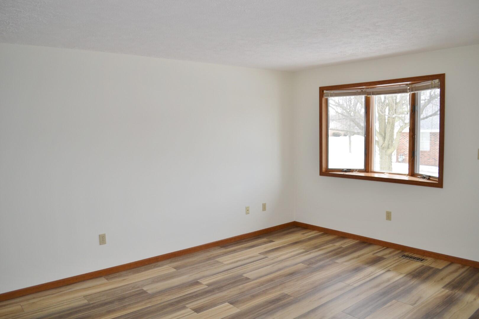 4575 Reno Lane, Unit #3 Springfield, OH 45503 - Photo 3 of 23