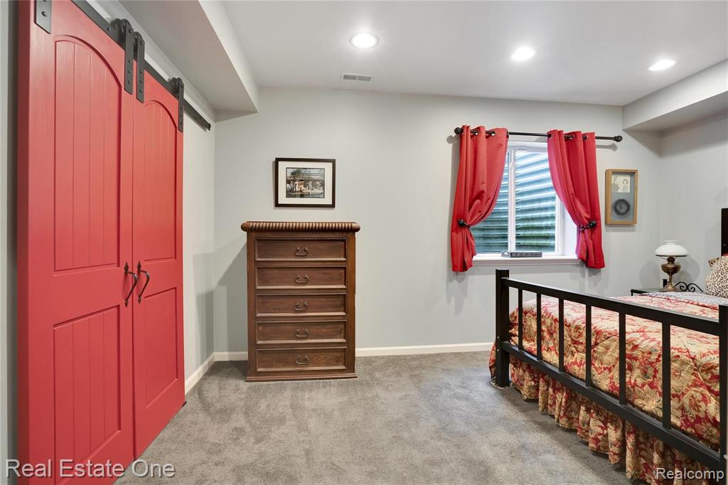 3214 Everett Drive Rochester Hills, MI 48307 - Photo 37 of 50