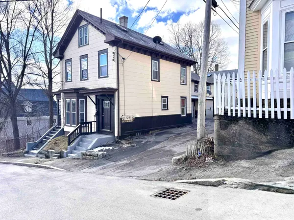 $850,000 | 12-16 Highland Street, Somersworth, NH 03878