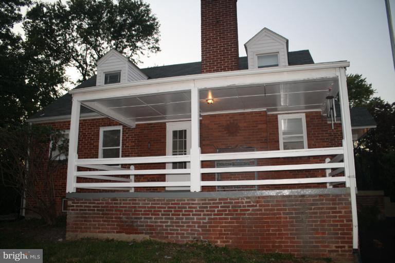 8900 Glenville Road Silver Spring, MD 20901 - Photo 1 of 30 Exterior (Front)