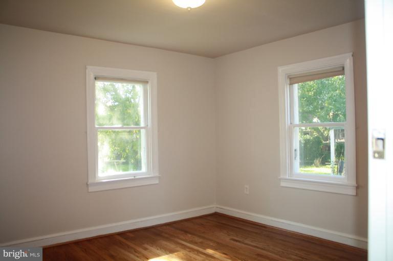 8900 Glenville Road Silver Spring, MD 20901 - Photo 16 of 30 Bedroom