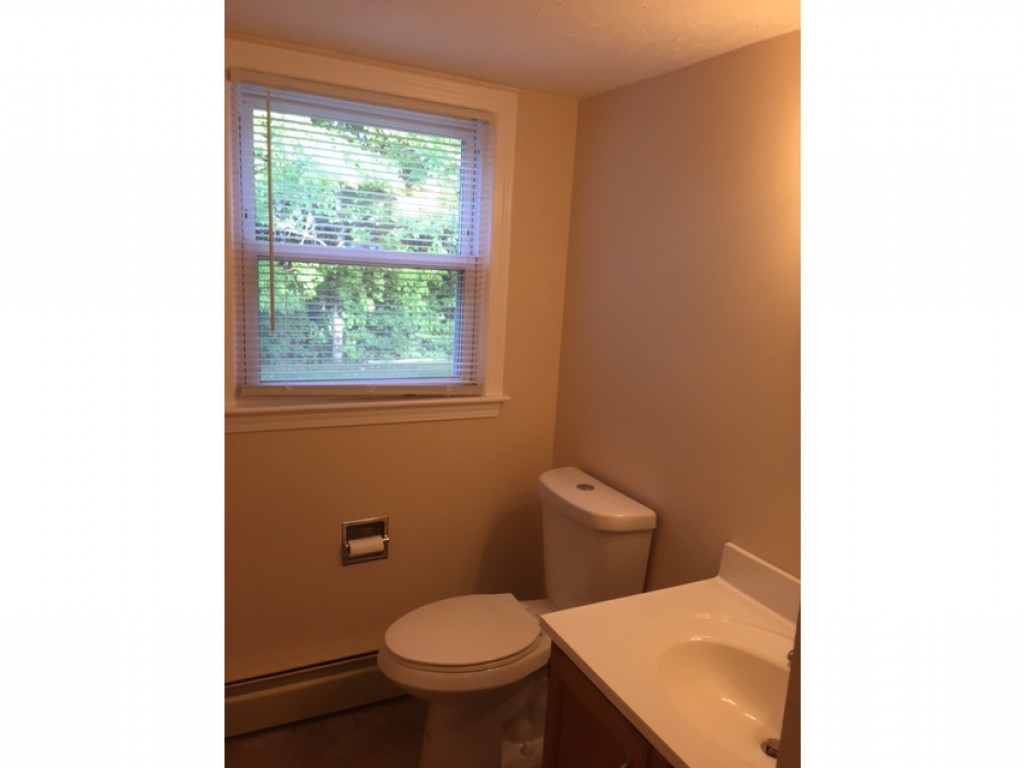 6 Birch Hill Road, Unit 6 Hooksett, NH 03106 - Photo 14 of 39 Gallery Image 14