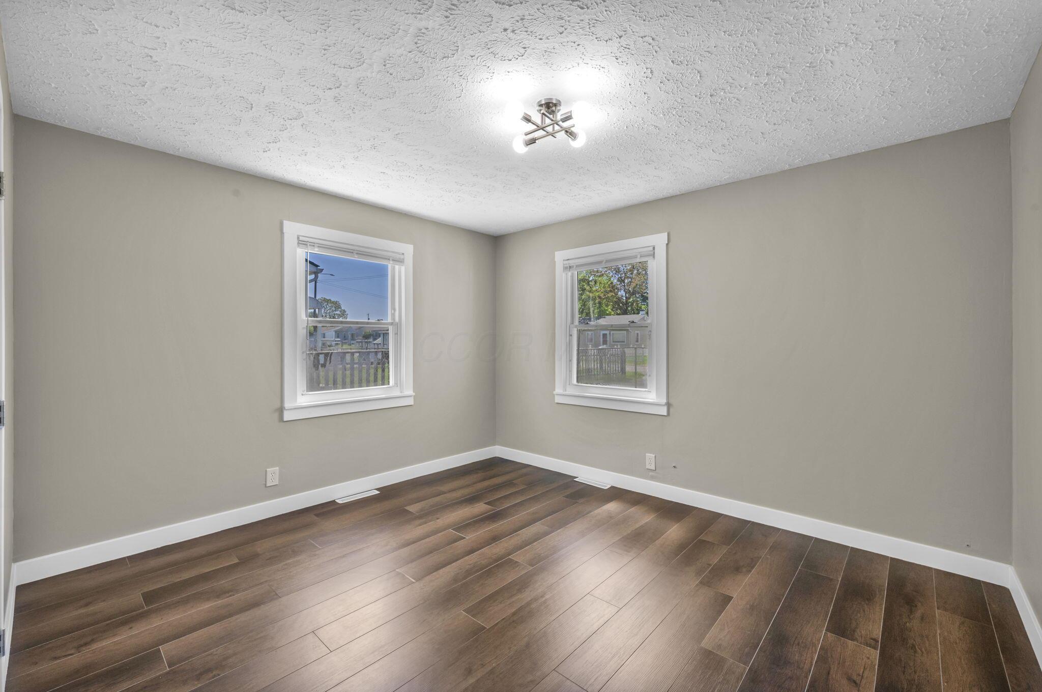 486 Basswood Road Columbus, OH 43207 - Photo 23 of 31 30-web-or-mls-Basswood Rd_5