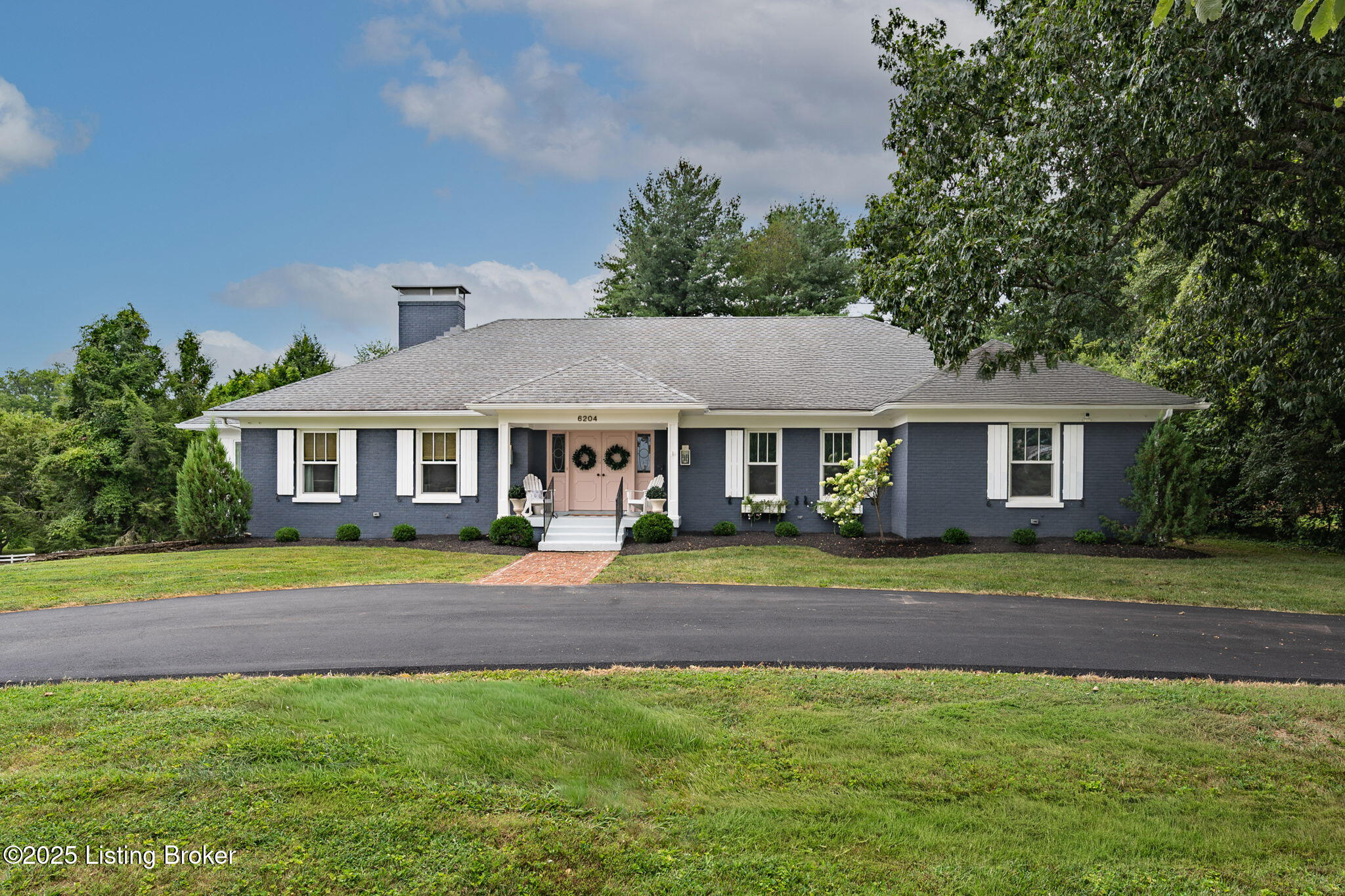 6204 Innes Trace Road Louisville, KY 40222 - Photo 1 of 79 1758968862440_1997