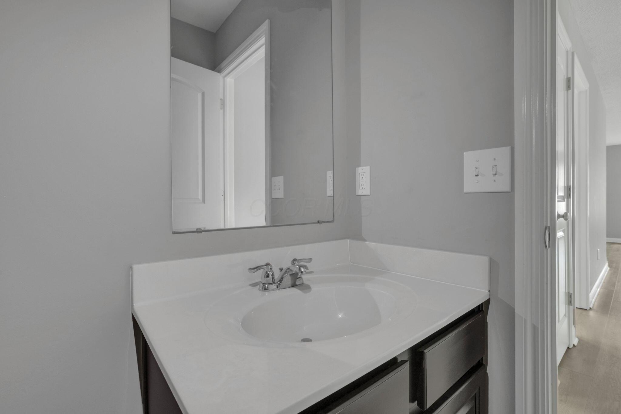 592 Eagle Walk Road Delaware, OH 43015 - Photo 41 of 70 41-web-or-mls-IMG_0877