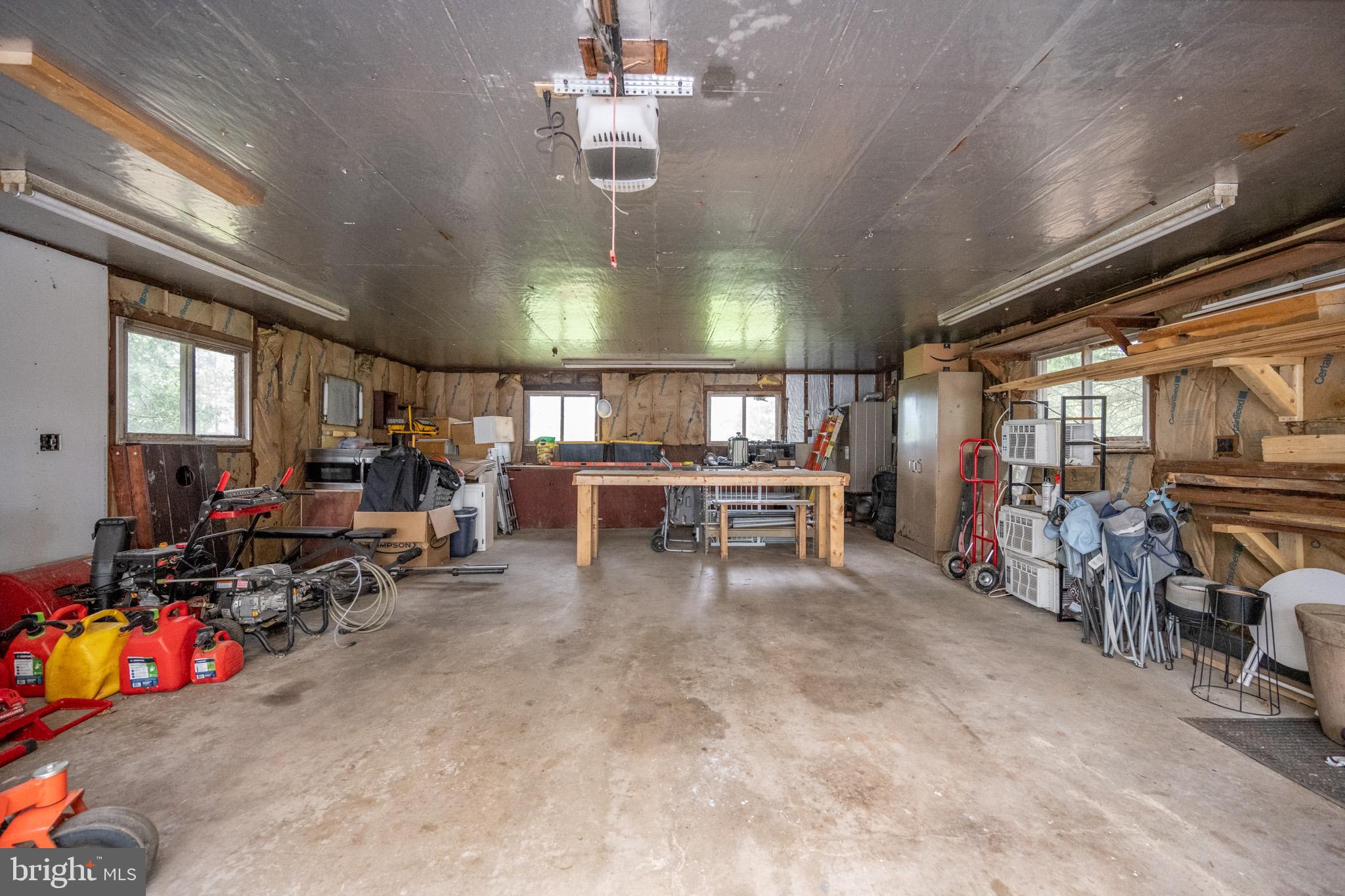 218 Weber Road Oakland, MD 21550 - Photo 49 of 67 Garage