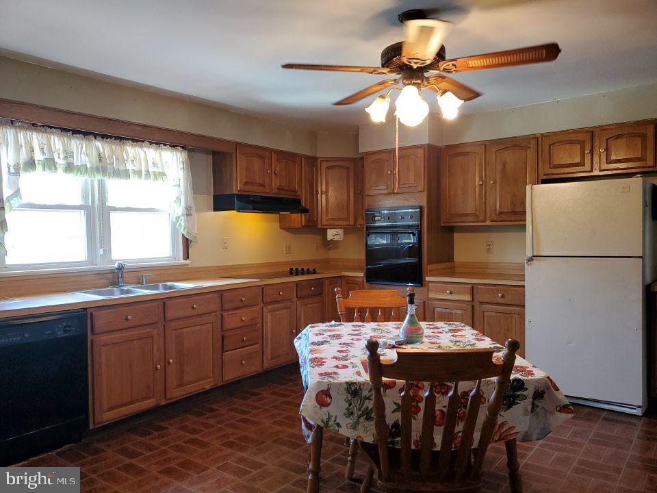 28 Parvin Mill Road Bridgeton, NJ 08302 - Photo 17 of 35