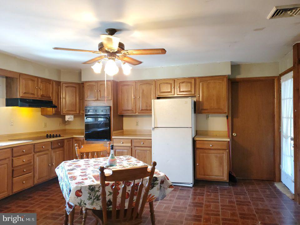 28 Parvin Mill Road Bridgeton, NJ 08302 - Photo 18 of 35