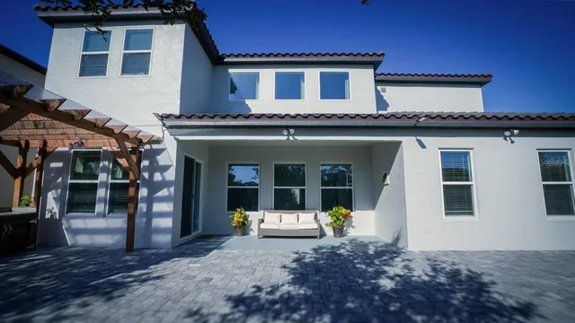 $1,190,000 | 10067 Austrina Oak Loop, Winter Garden, FL 34787