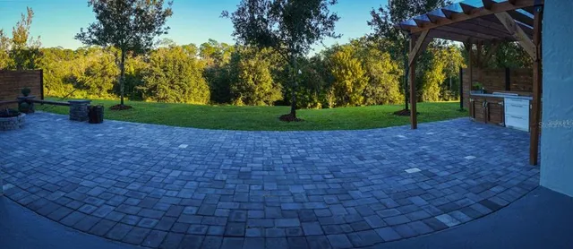 $1,190,000 | 10067 Austrina Oak Loop, Winter Garden, FL 34787