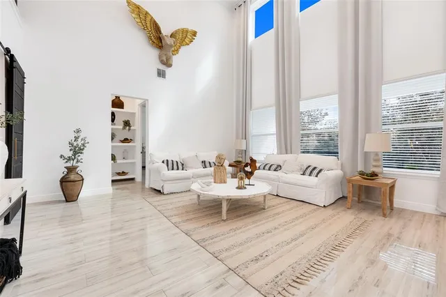 $1,190,000 | 10067 Austrina Oak Loop, Winter Garden, FL 34787