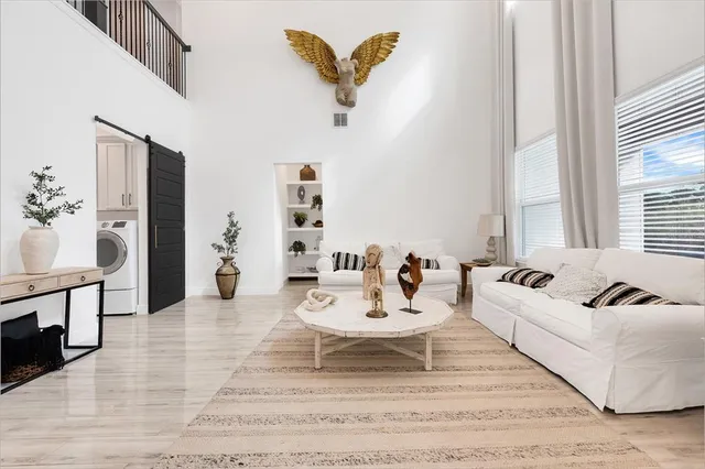 $1,190,000 | 10067 Austrina Oak Loop, Winter Garden, FL 34787