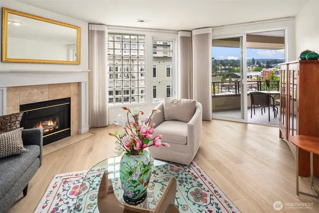 $1,200,000 | 225 4th Avenue, Unit A401, Kirkland, WA 98033