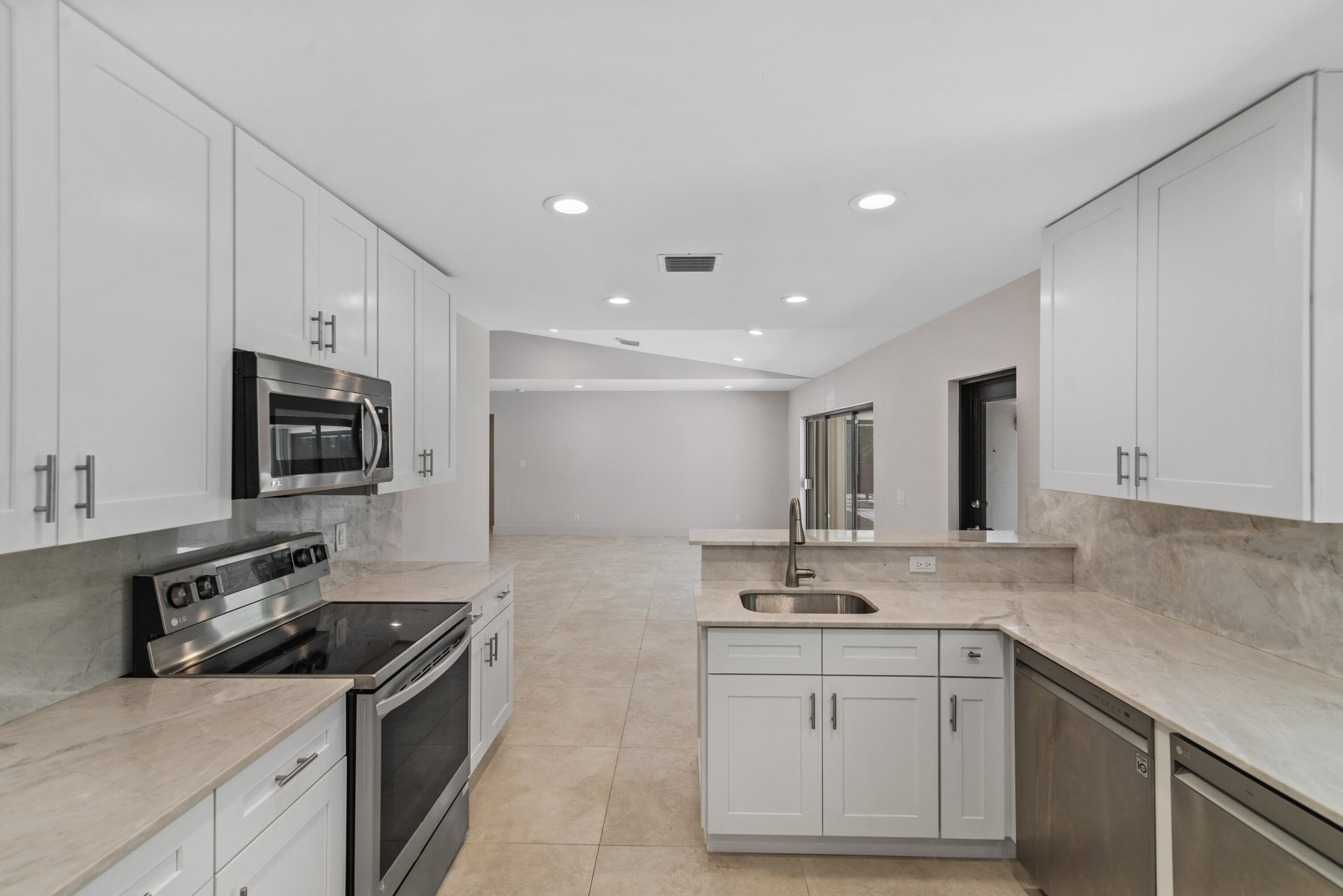7296 San Sebastian Drive Boca Raton, FL 33433 - Photo 29 of 47 7296SanSebastian-15
