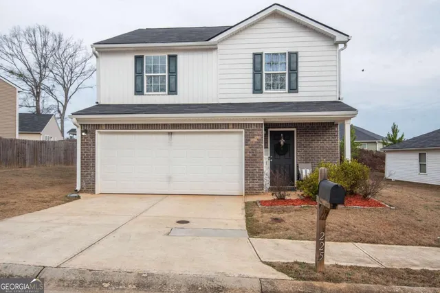 $225,000 | 225 Fox Chase Way, Hogansville, GA 30230