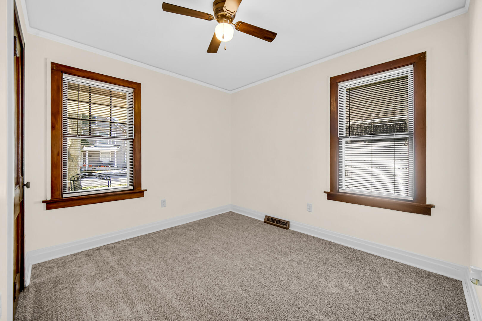 609 Main Street Hobart, IN 46342 - Photo 10 of 18 a view of an empty room with a window