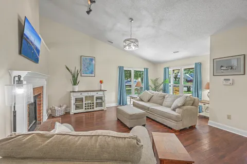 $329,975 | 206 Jasmine Drive, Summerville, SC 29483