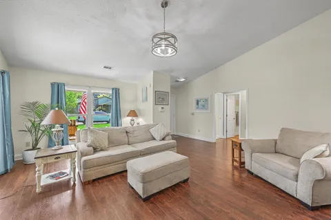$329,975 | 206 Jasmine Drive, Summerville, SC 29483