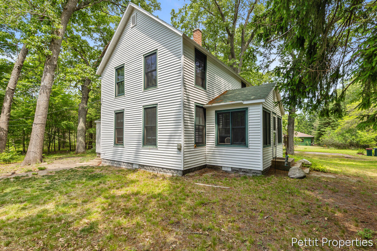 1857 Simonelli Road Muskegon, MI 49445 - Photo 1 of 30 1857-Simonelli_002