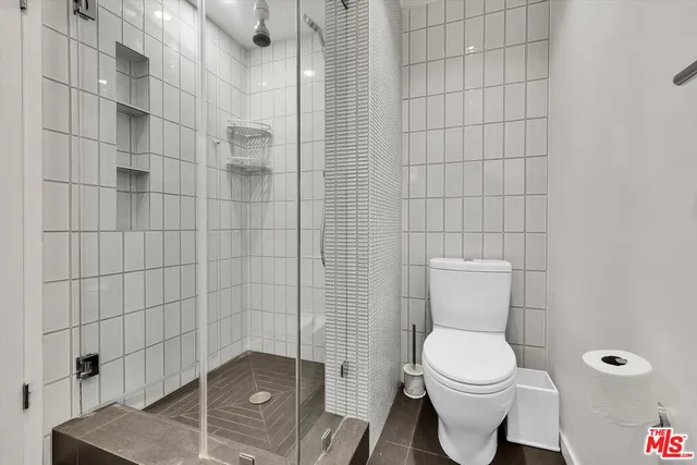 $4,595 | 7949 Selma Avenue, Unit 21, Los Angeles, CA 90046