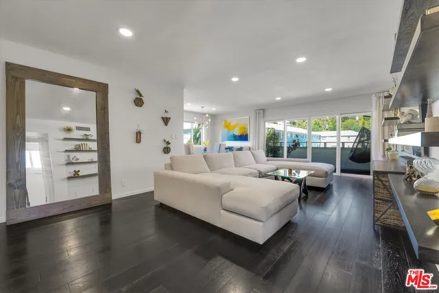 $4,595 | 7949 Selma Avenue, Unit 21, Los Angeles, CA 90046