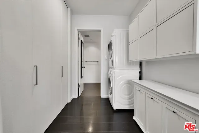 $4,595 | 7949 Selma Avenue, Unit 21, Los Angeles, CA 90046