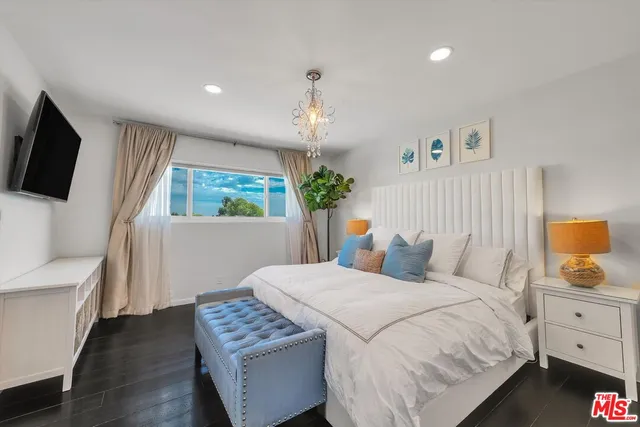 $4,595 | 7949 Selma Avenue, Unit 21, Los Angeles, CA 90046