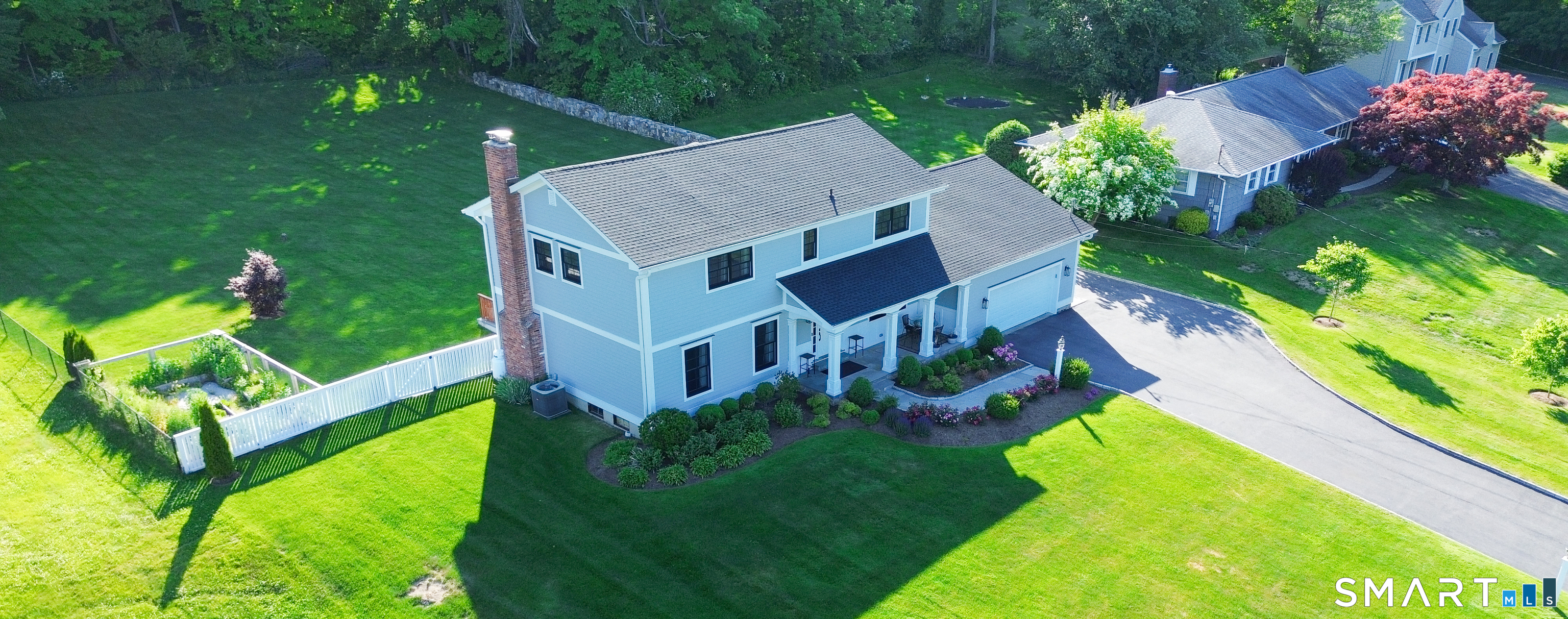 14 East Gate Road Danbury, CT 06811 - Photo 2 of 25