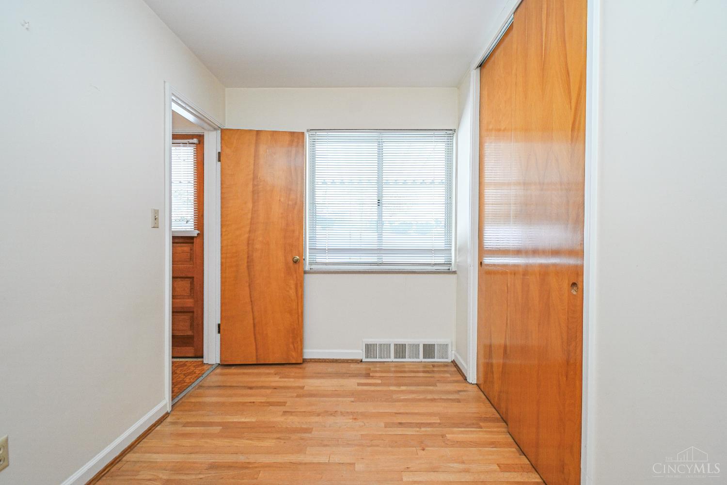 522 Rentz Place Cincinnati, OH 45238 - Photo 30 of 46 Gallery Image 30