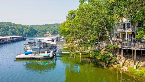 $525,000 | 258 Northview Road, Sunrise Beach, MO 65079