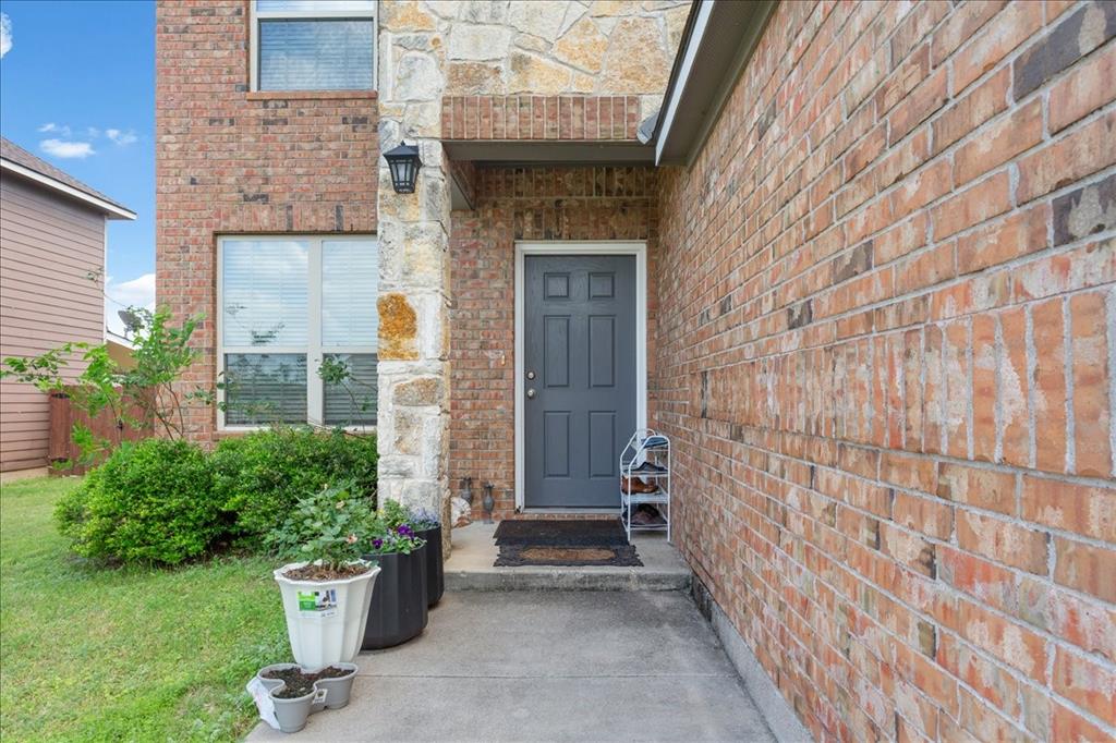 10205 Mickler Lane Waco, TX 76708 - Photo 4 of 35