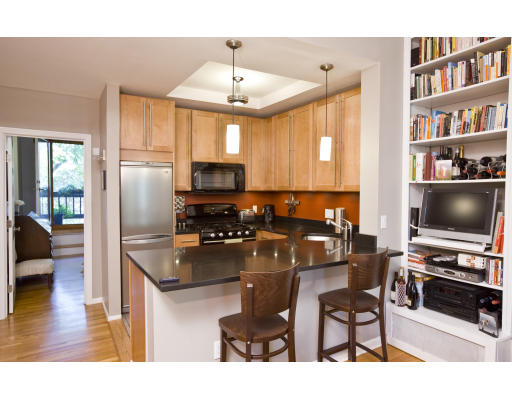 9 Holyoke Street, Unit 3 Boston, MA 02116 - Photo 2 of 6