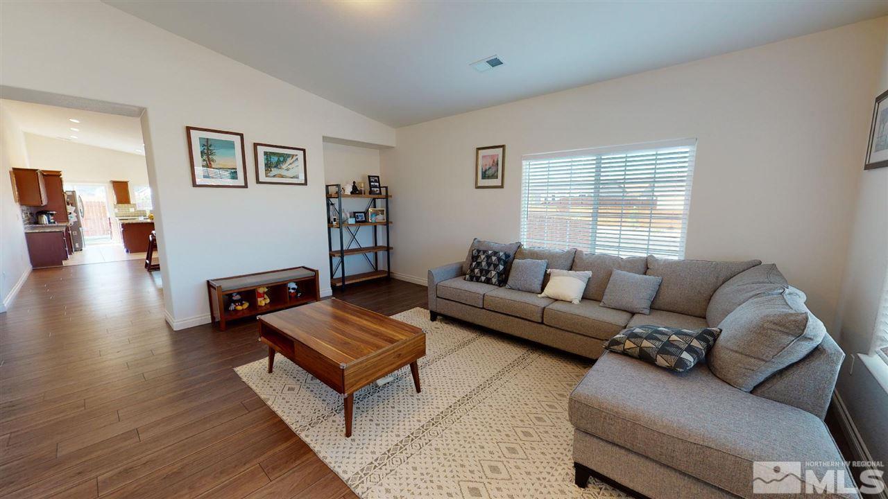 905 Orr Valley Court Reno, NV 89508 - Photo 3 of 39 Photo 4