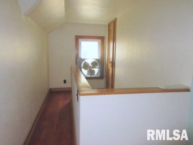 2013 4th Street Moline, IL 61265 - Photo 18 of 33 Gallery Image 18