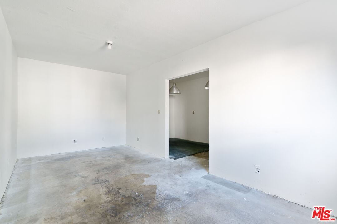 10431 Eldora Avenue Sunland, CA 91040 - Photo 34 of 37