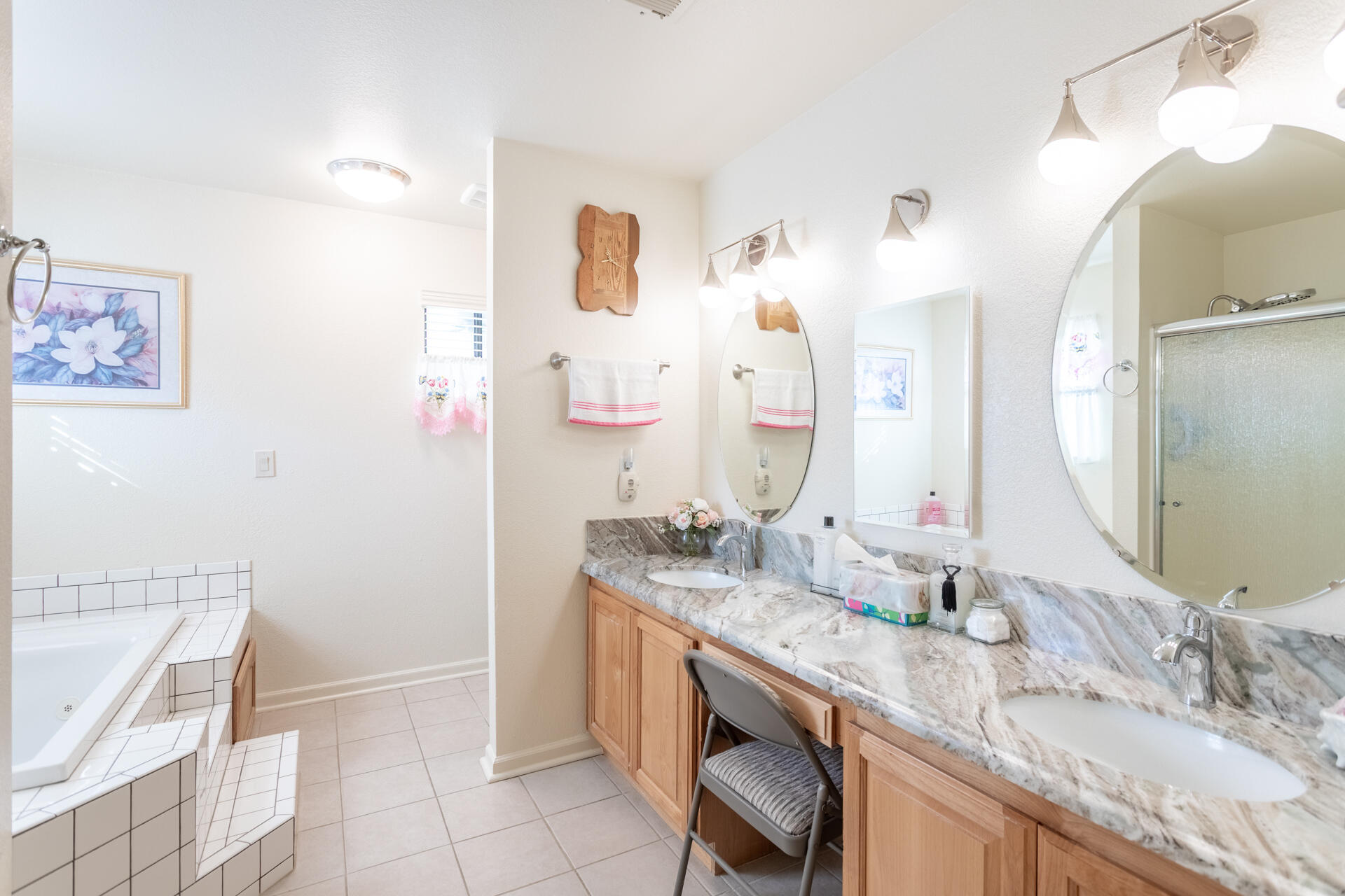 4368 Wild Flower Way Redding, CA 96001 - Photo 25 of 45 Master Bath double sinks