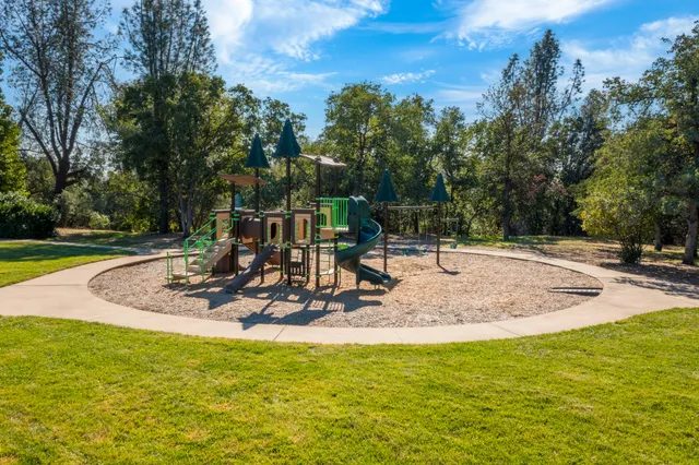 $530,000 | 4368 Wild Flower Way, Redding, CA 96001