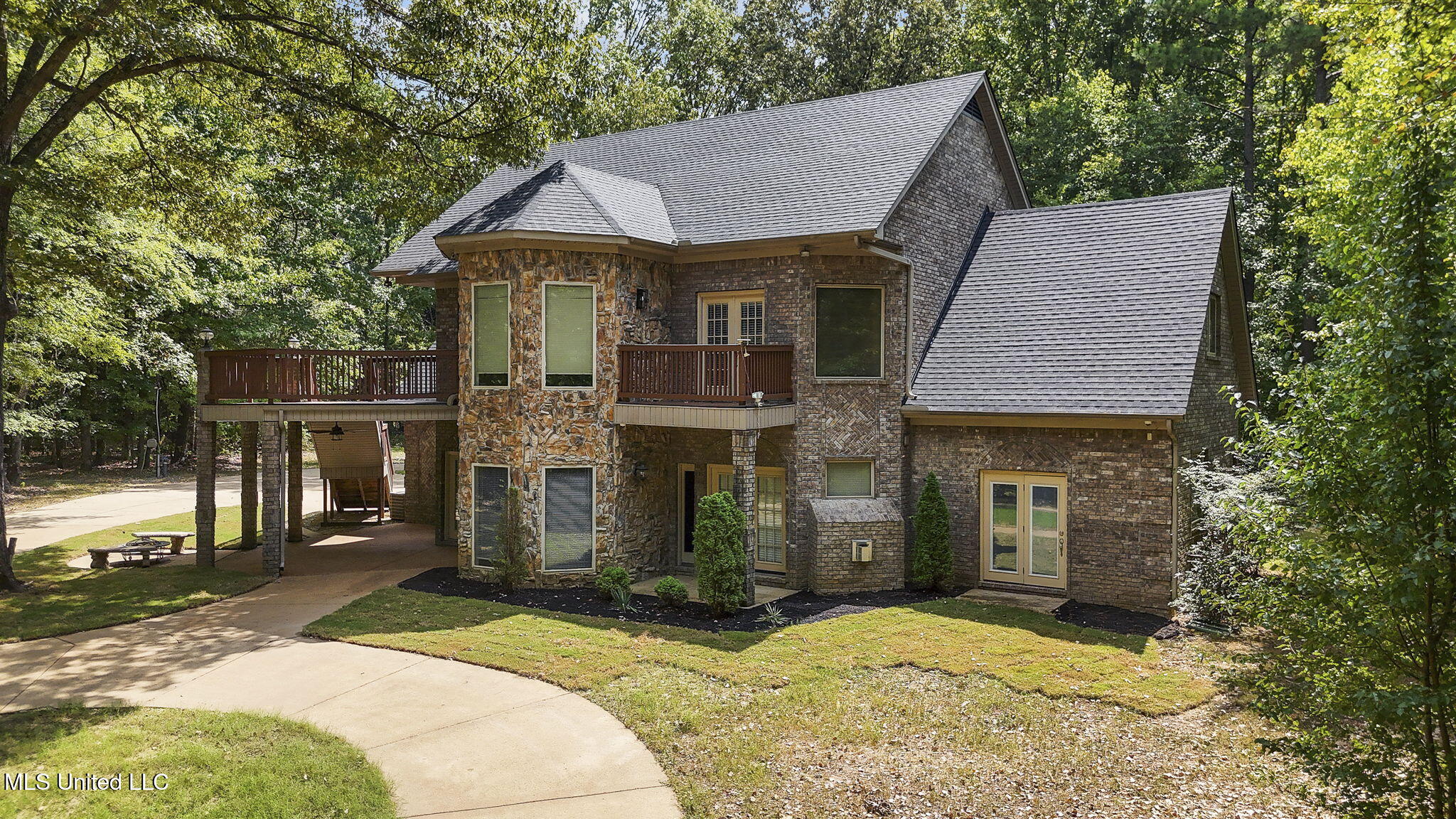 1209 Flint Lock Cove Hernando, MS 38632 - Photo 2 of 52 45-web-or-mls-1209 Flint Lock Cove-45
