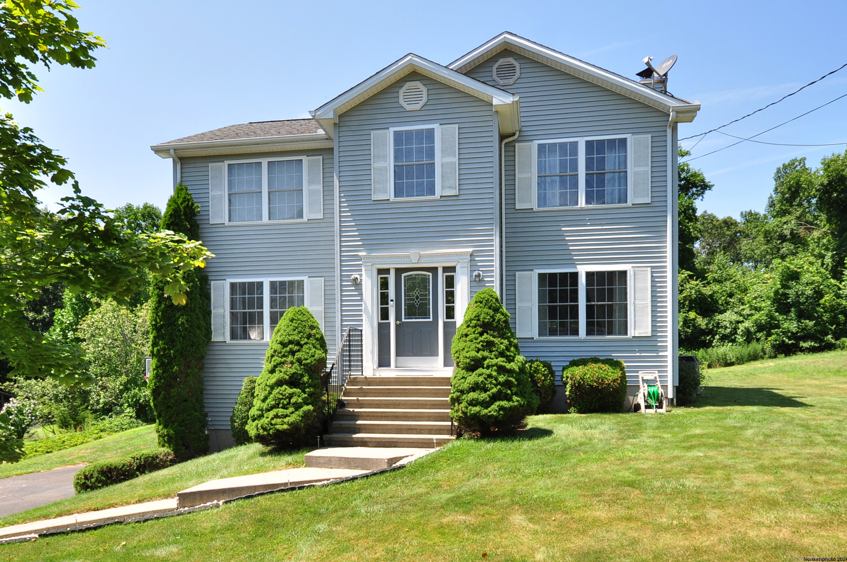 27 Country Hollow Road Naugatuck, CT 06770 - Photo 1 of 1 Gallery Image 1