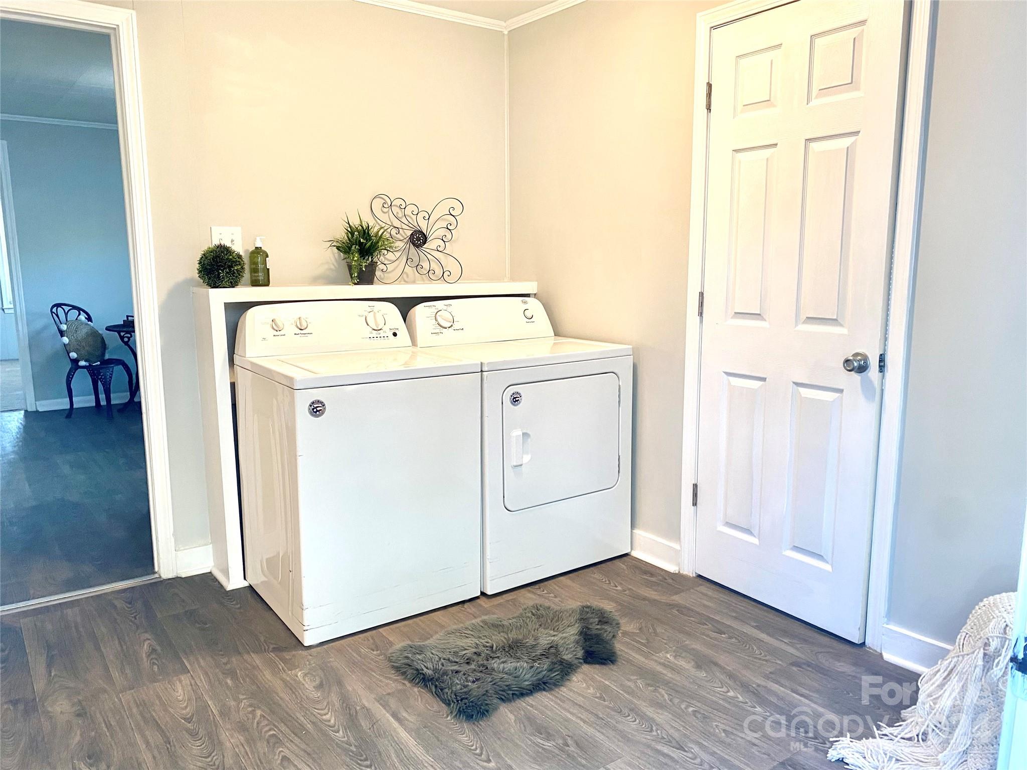 417 East Rice Street Landis, NC 28088 - Photo 15 of 22 a utility room with dryer and washer