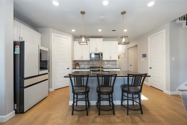 $475,000 | 17728 Lake Cove Court, Montgomery, TX 77316