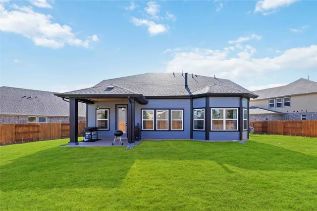 $475,000 | 17728 Lake Cove Court, Montgomery, TX 77316