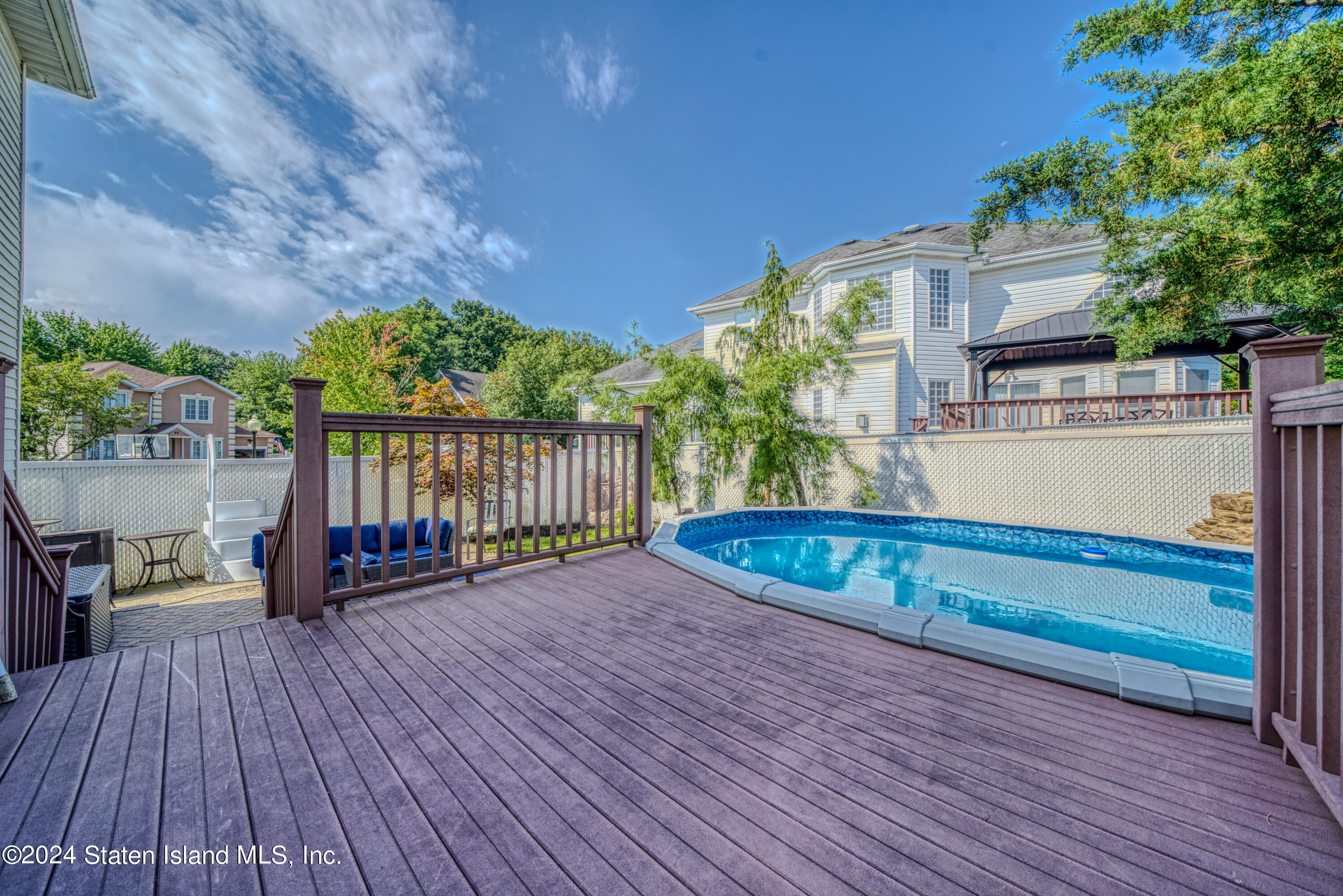 52 Savo Loop Staten Island, NY 10309 - Photo 36 of 37 Deck and Pool