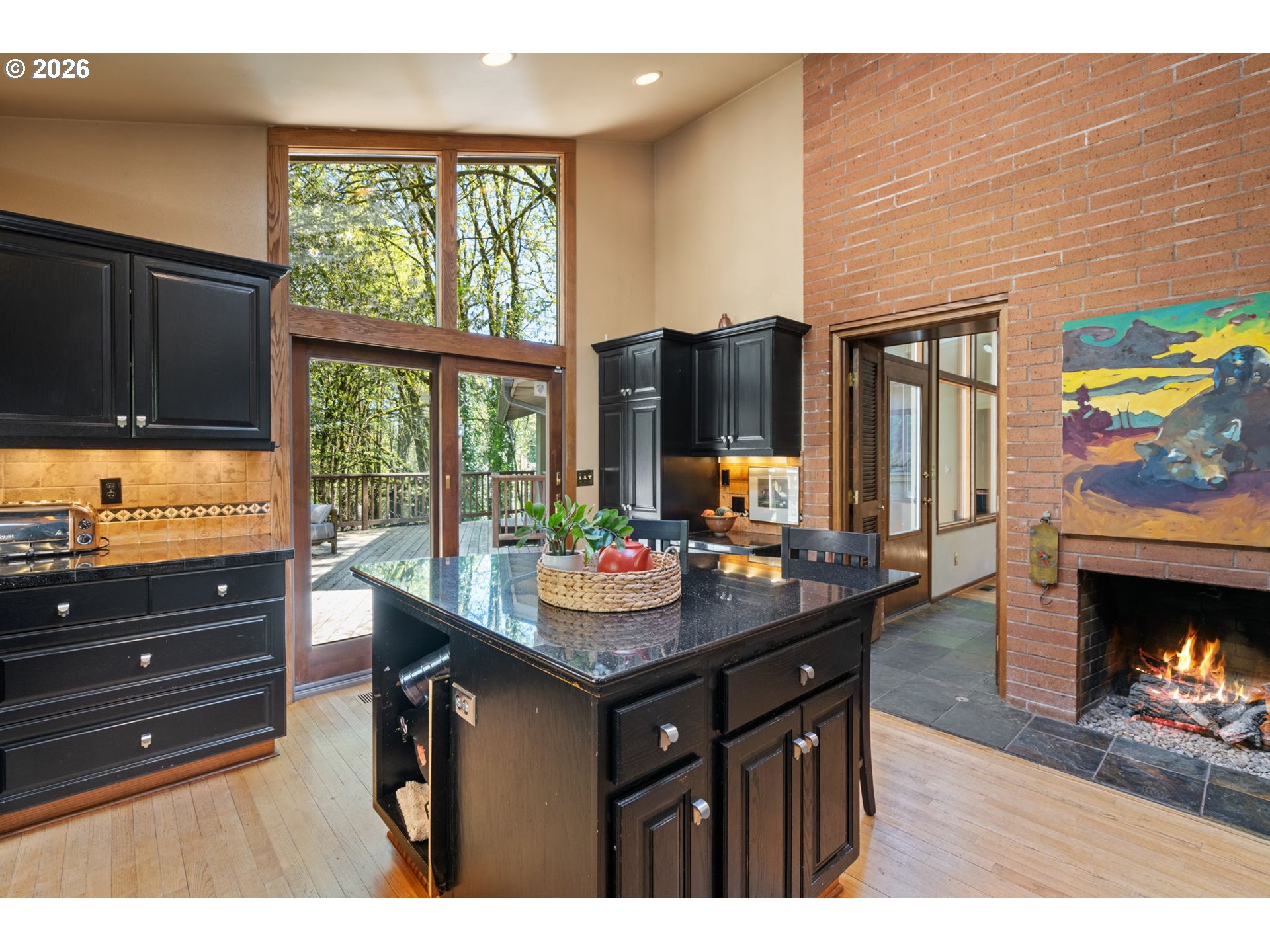 2637 Southwest Patton Court Portland, OR 97201 - Photo 9 of 34