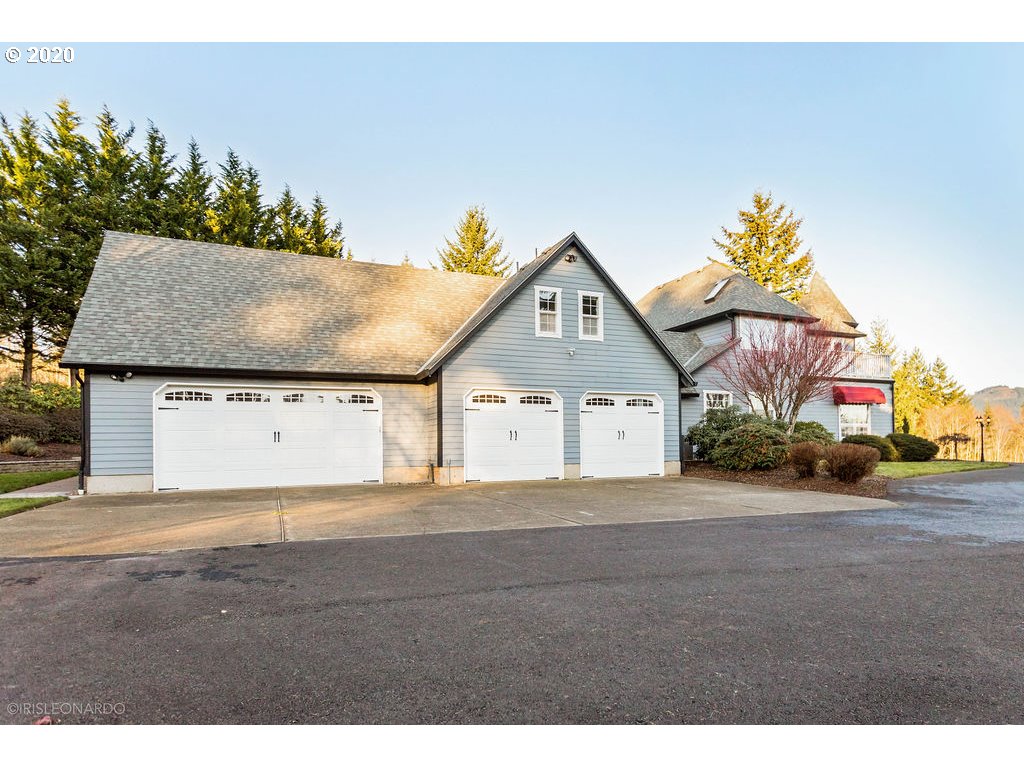 31010 Northeast 69th Street Camas, WA 98607 - Photo 2 of 32