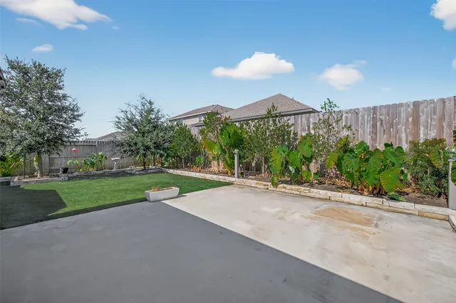 a view of a green filed